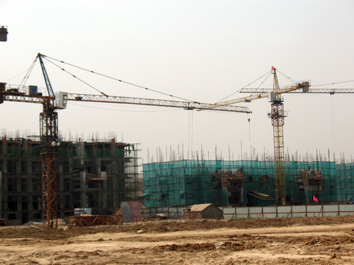 廣廈·金海灣項(xiàng)目一期13#、14#樓即將封頂！